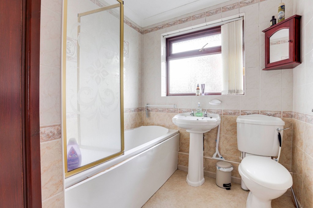 Sandown Road, Toton, NG9