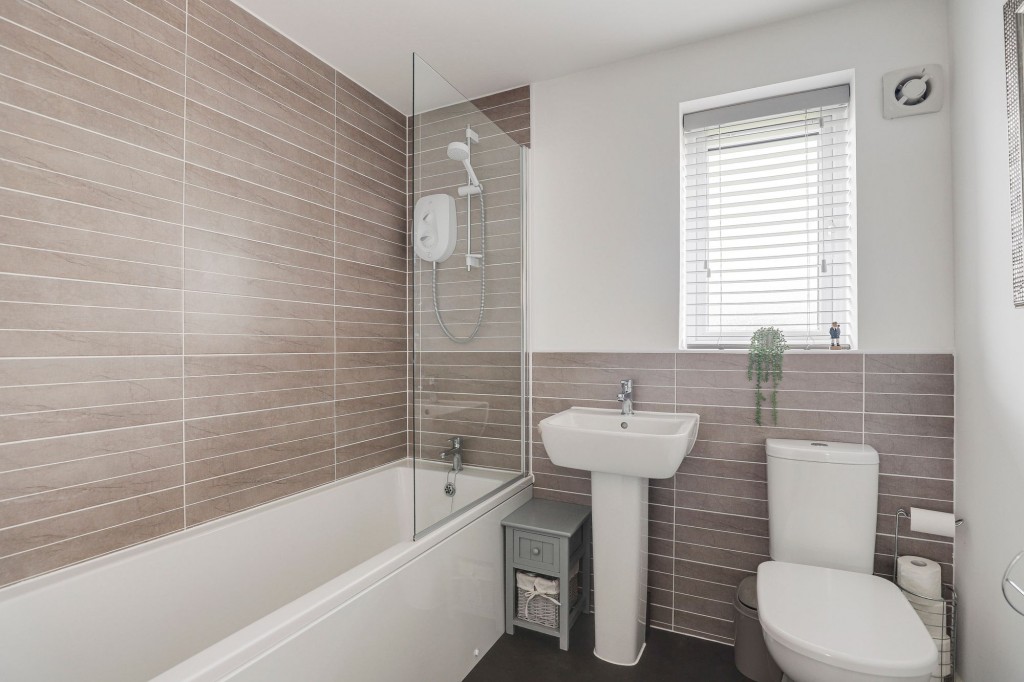 Kingfisher Road, Burton Joyce, NG14