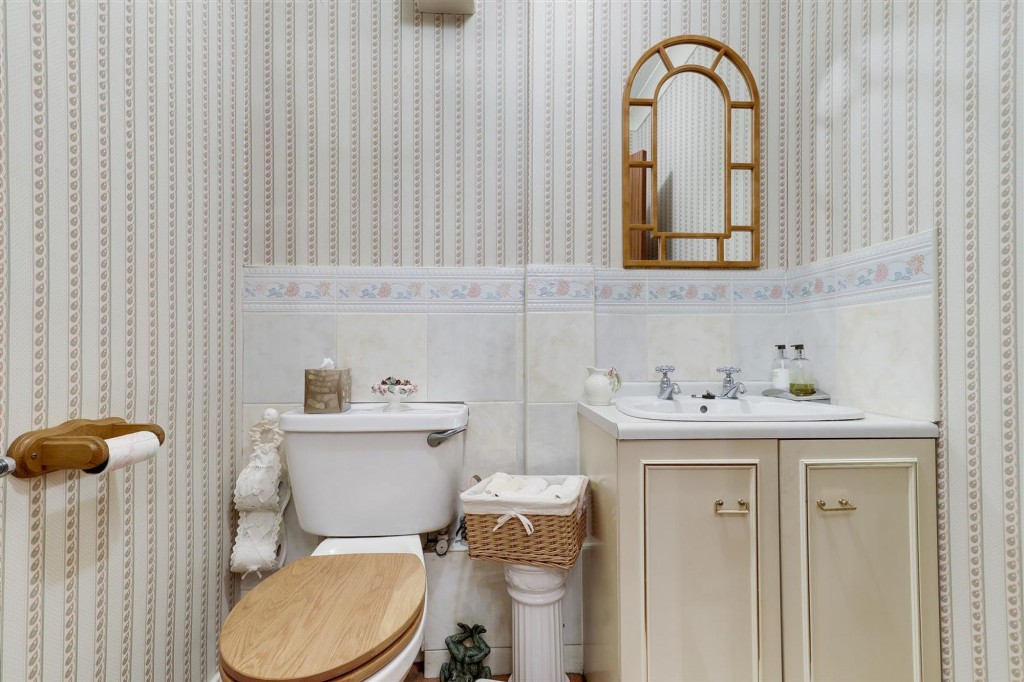 Melton Road, West Bridgford, NG2