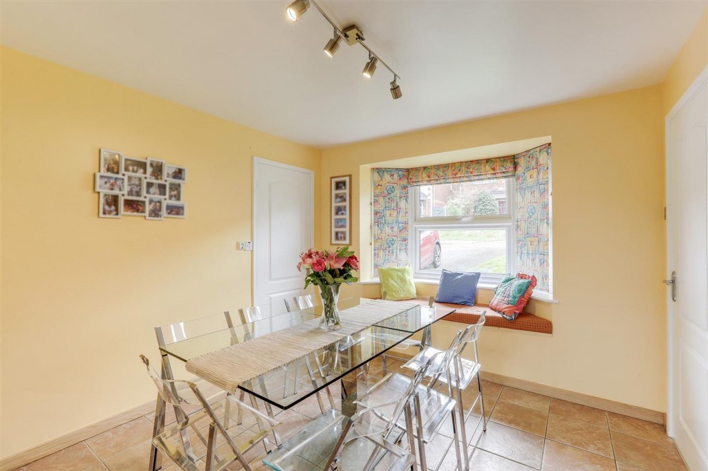 Deer Park Drive, Arnold, NG5