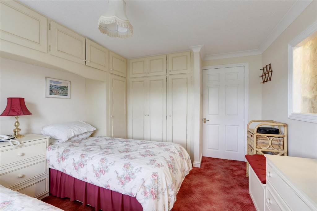 Risley, Risley Hall, DE72