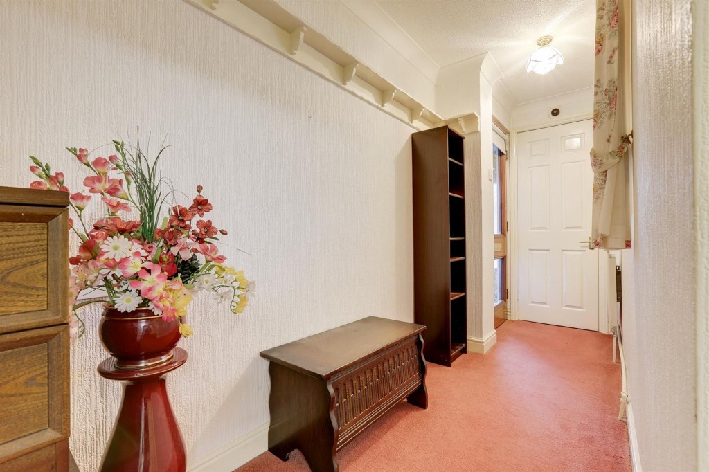 Risley, Risley Hall, DE72