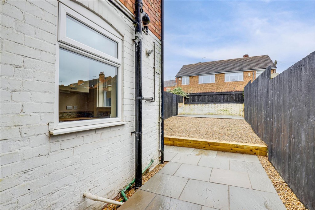 St. Albans Road, Arnold, NG5