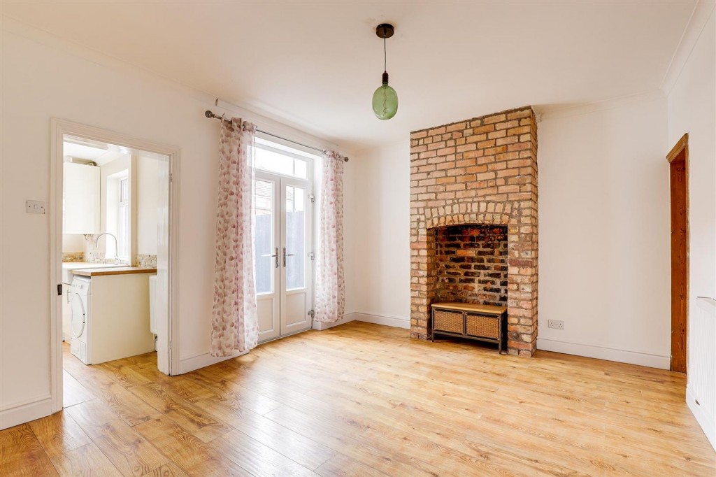 St. Albans Road, Arnold, NG5