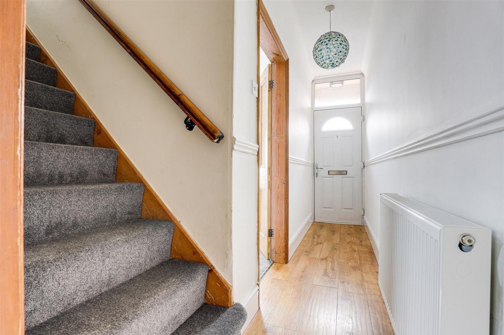St. Albans Road, Arnold, NG5