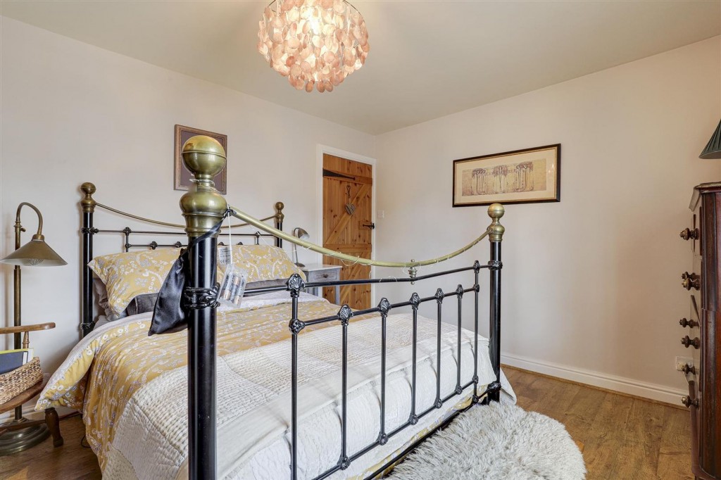 Easthorpe Street, Ruddington, NG11