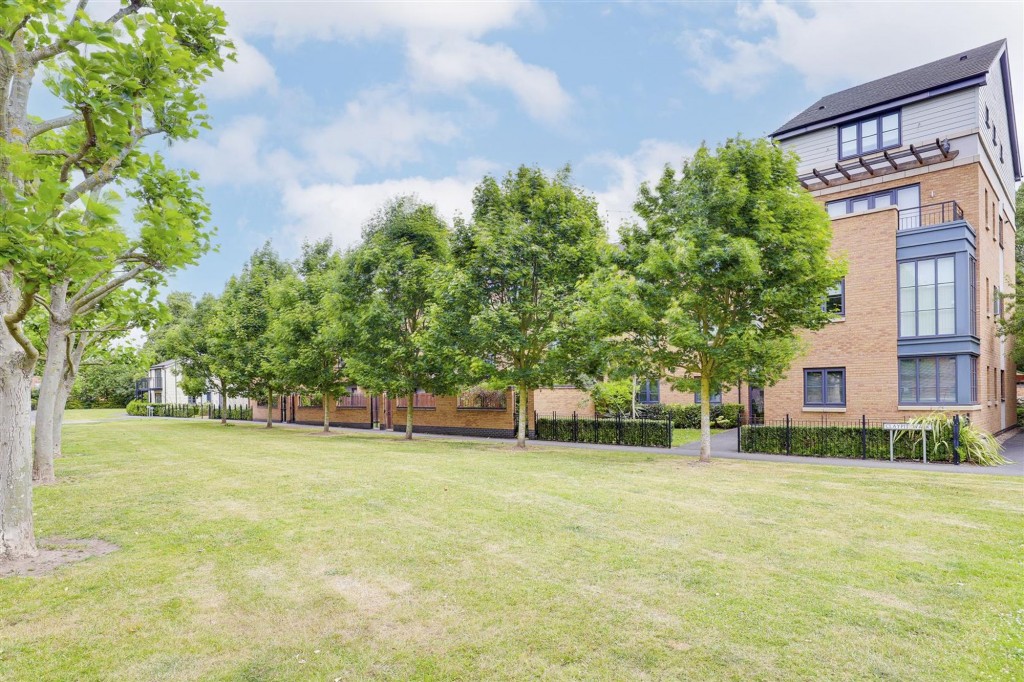 Wakefield Close, Nottingham, NG11