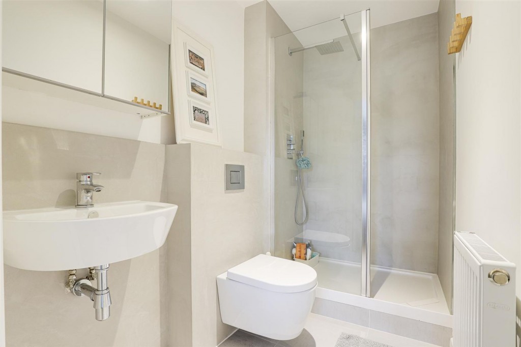 Wakefield Close, Nottingham, NG11