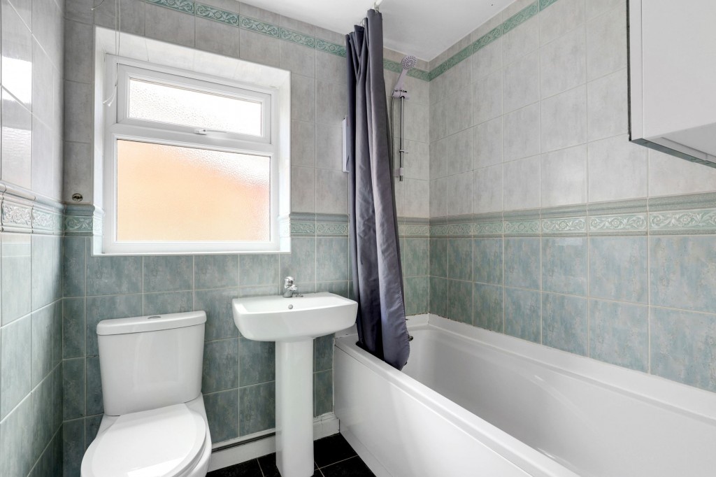 Minster Close, Hucknall, NG15
