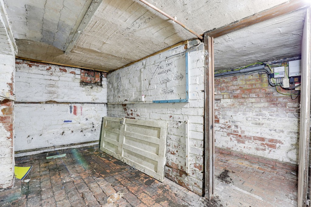 Ewart Road, Nottingham, NG7