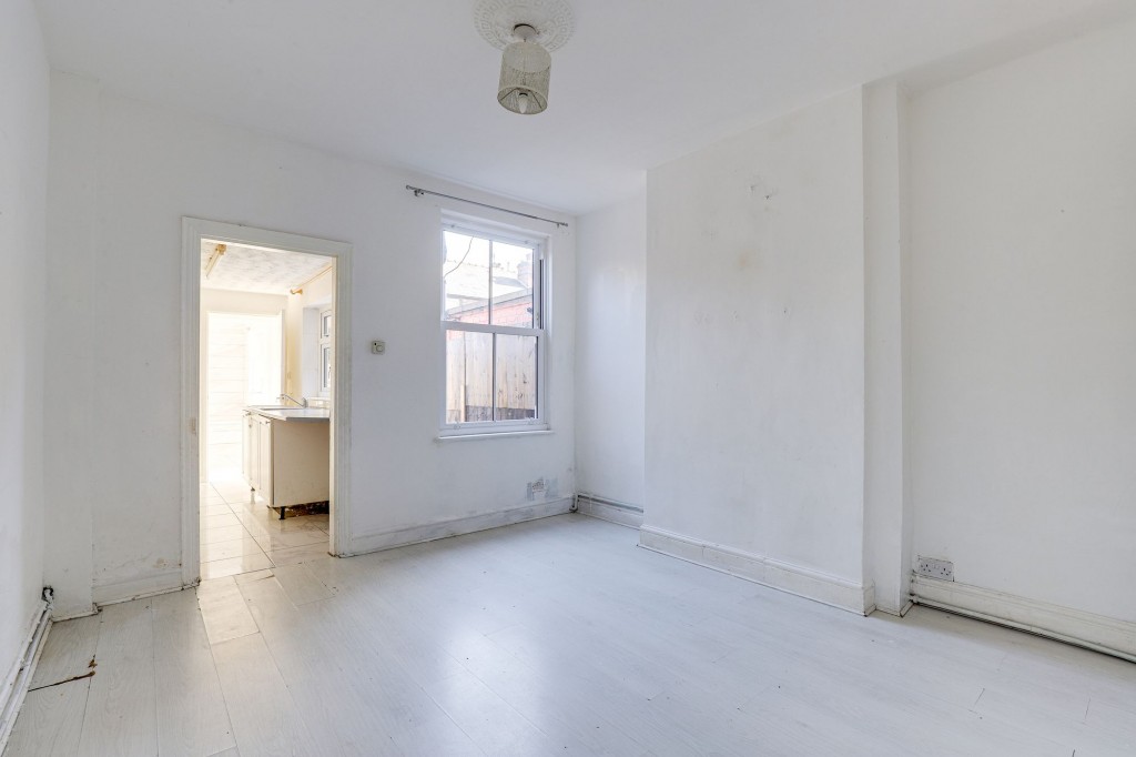 Ewart Road, Nottingham, NG7