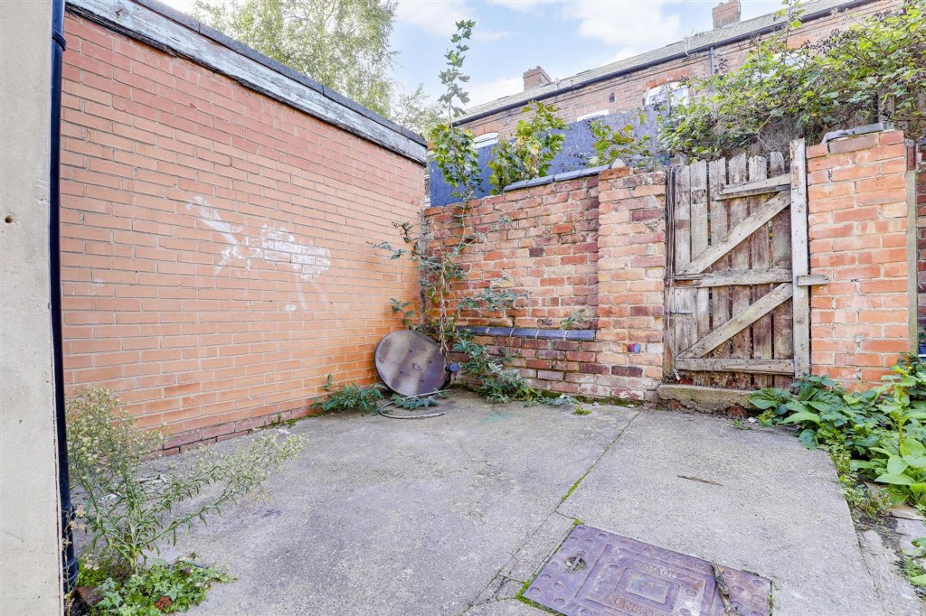 Acourt Street, Nottingham, NG7