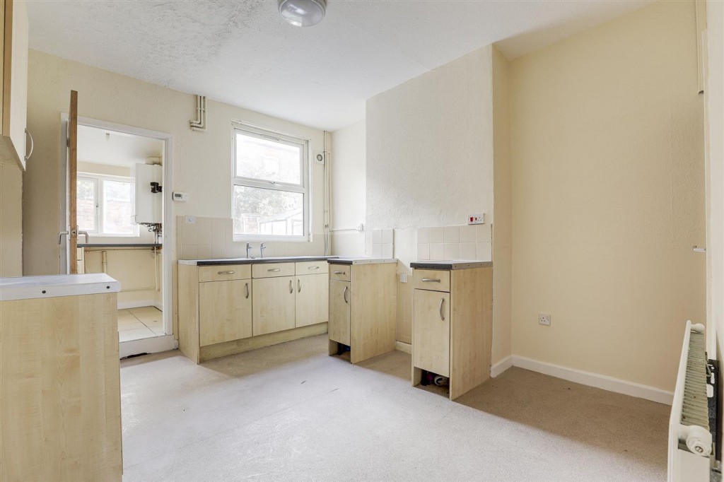 Acourt Street, Nottingham, NG7