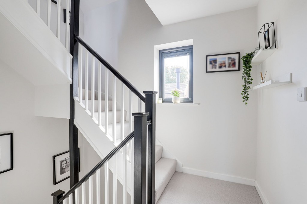 Radcliffe Road, Gamston, NG2