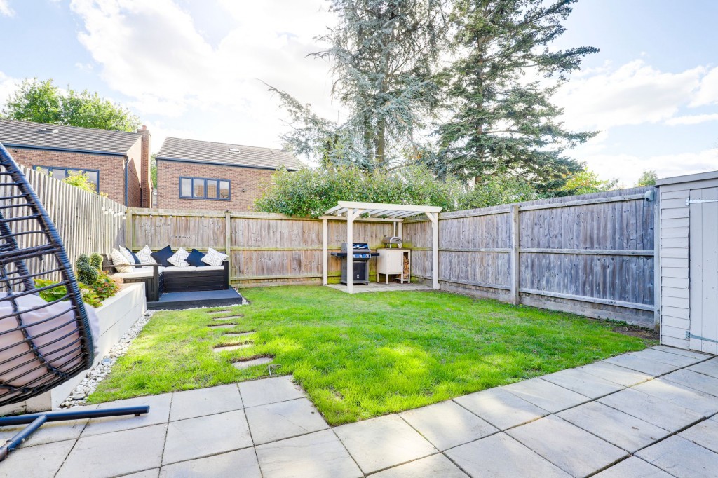 Radcliffe Road, Gamston, NG2