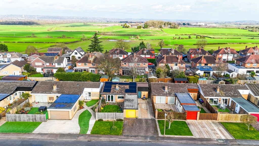 Sunnindale Drive, Tollerton, NG12