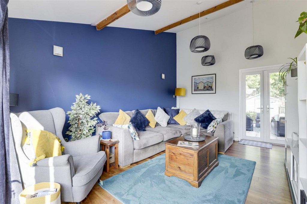 Sunnindale Drive, Tollerton, NG12