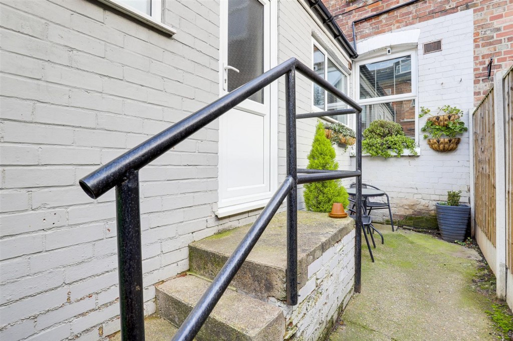 Lyndhurst Road, Nottingham, NG2