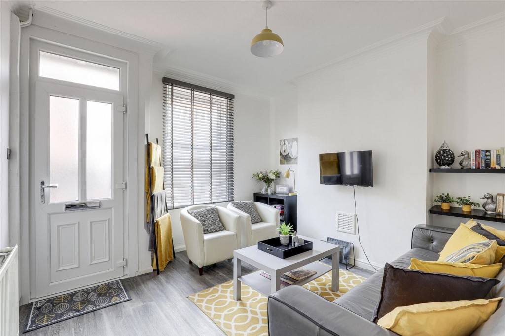 Lyndhurst Road, Nottingham, NG2