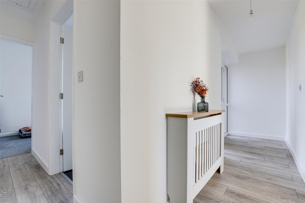 Ladywood Road, Ilkeston, DE7