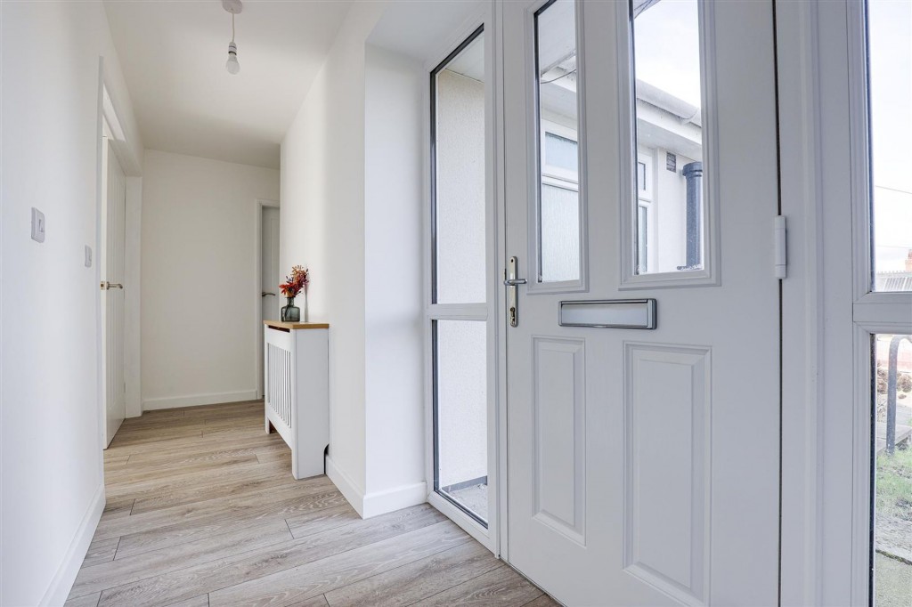 Ladywood Road, Ilkeston, DE7