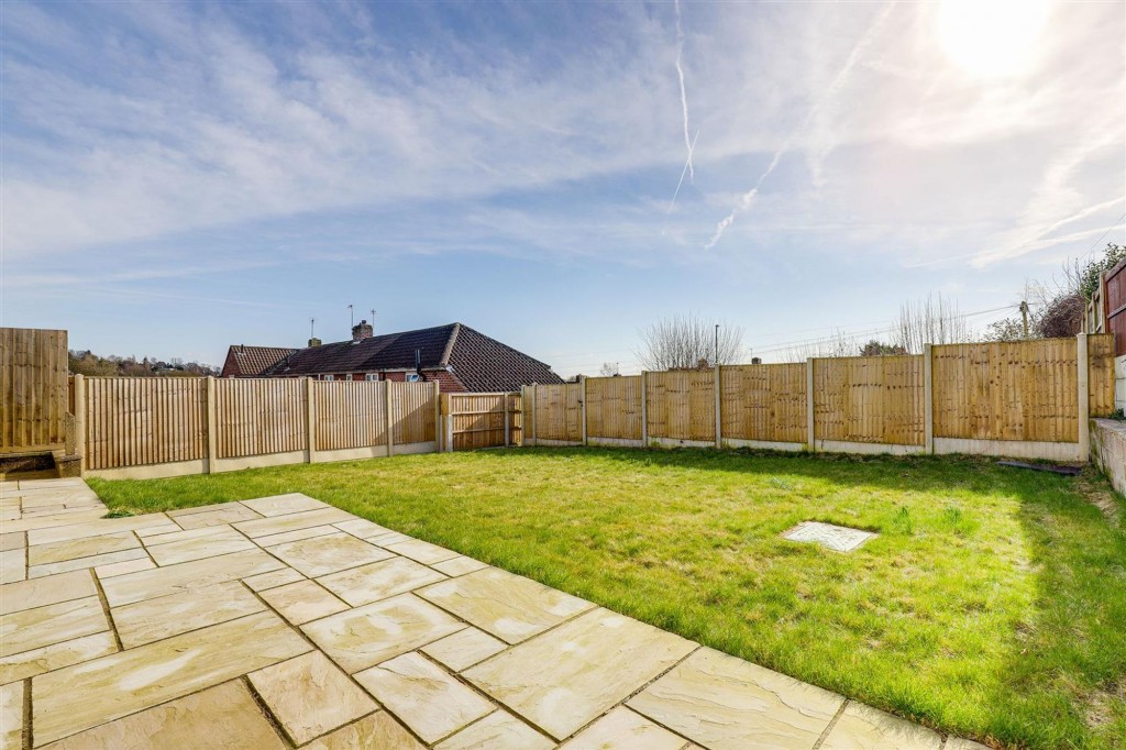 Ladywood Road, Ilkeston, DE7