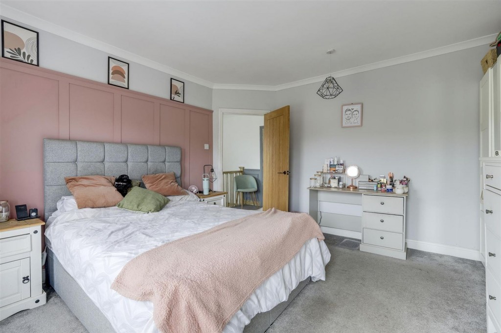 Moor Road, Bestwood Village, NG6