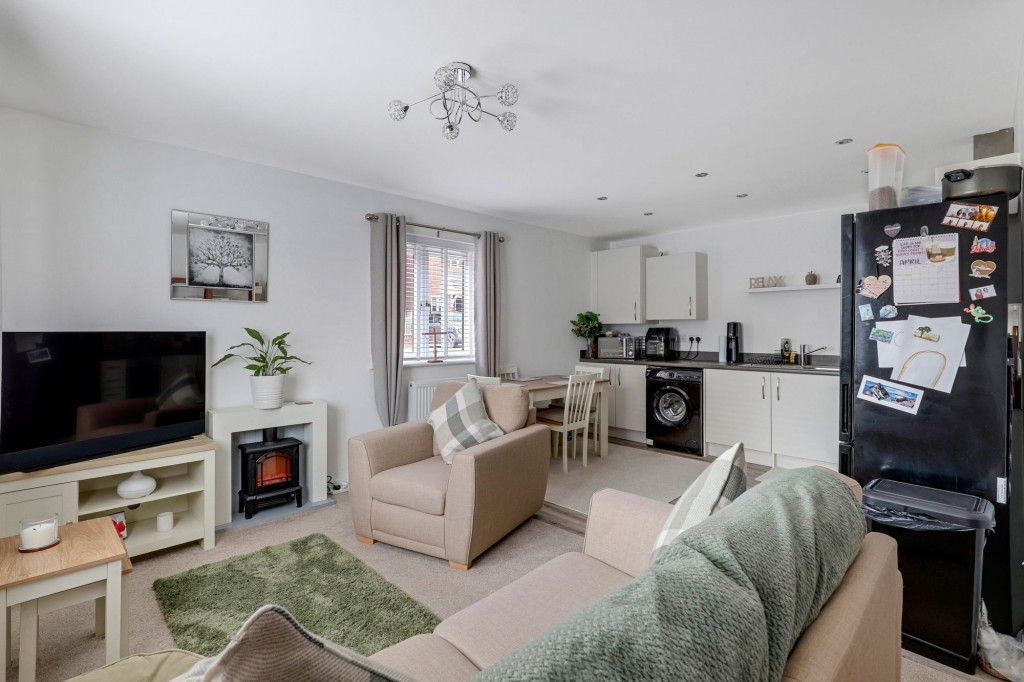 Nicholson Close, Redhill, NG5