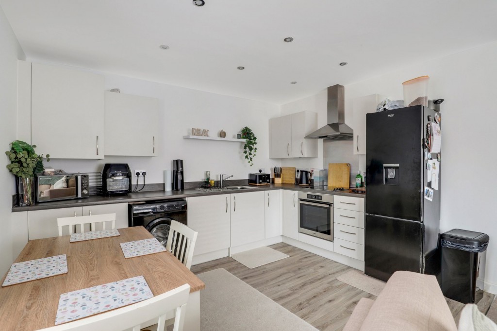 Nicholson Close, Redhill, NG5