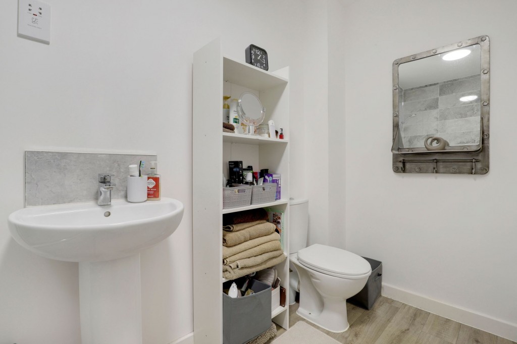 Nicholson Close, Redhill, NG5