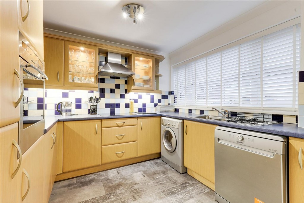 Valeside Gardens, Colwick, NG4