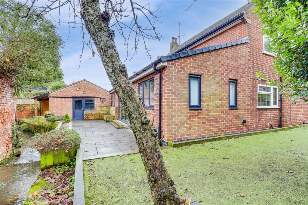 Ogle Street, Hucknall, NG15