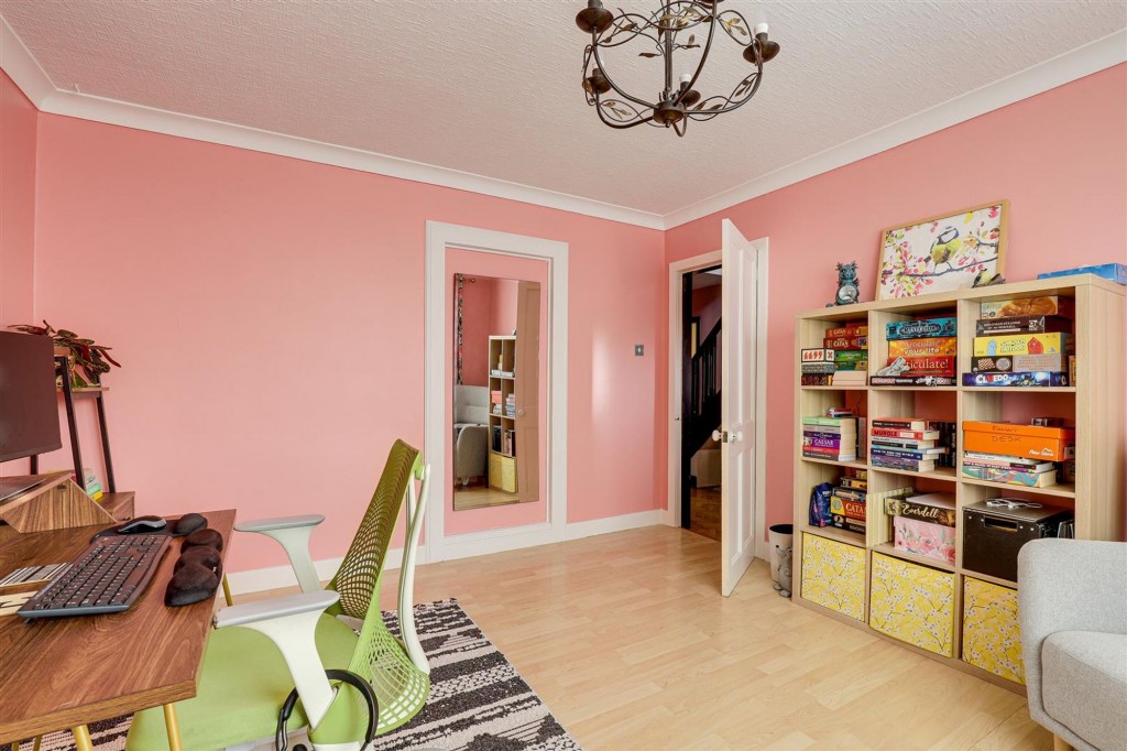 Ogle Street, Hucknall, NG15