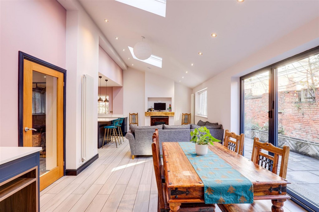 Ogle Street, Hucknall, NG15