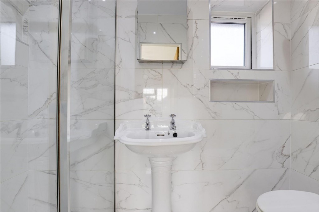 Ogle Street, Hucknall, NG15