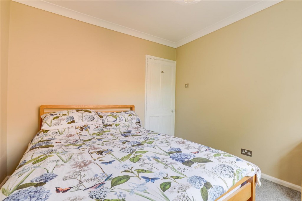 Ogle Street, Hucknall, NG15