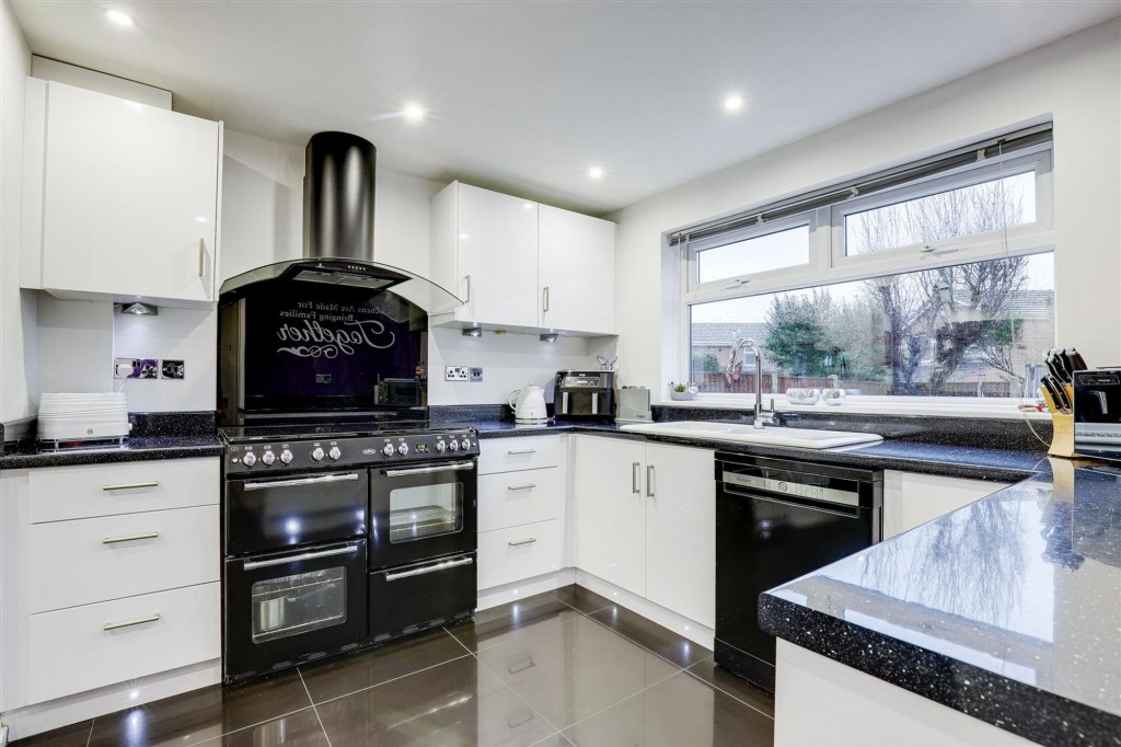 Collingwood Close, Nottingham, NG11