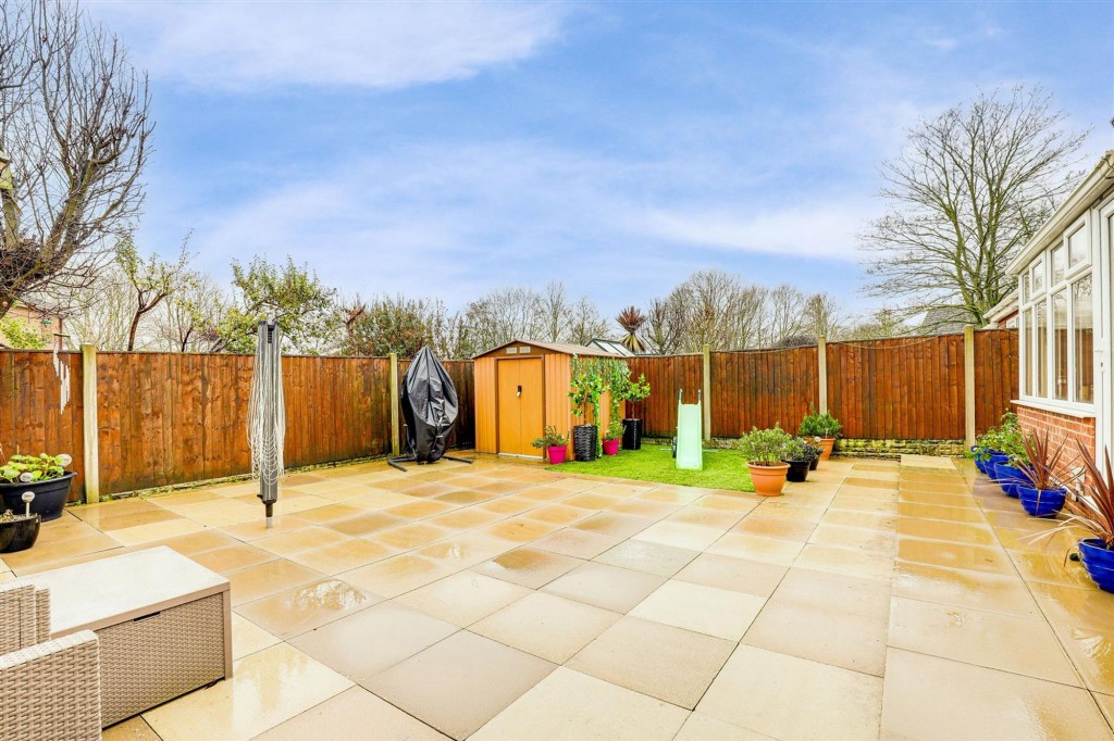 Collingwood Close, Nottingham, NG11