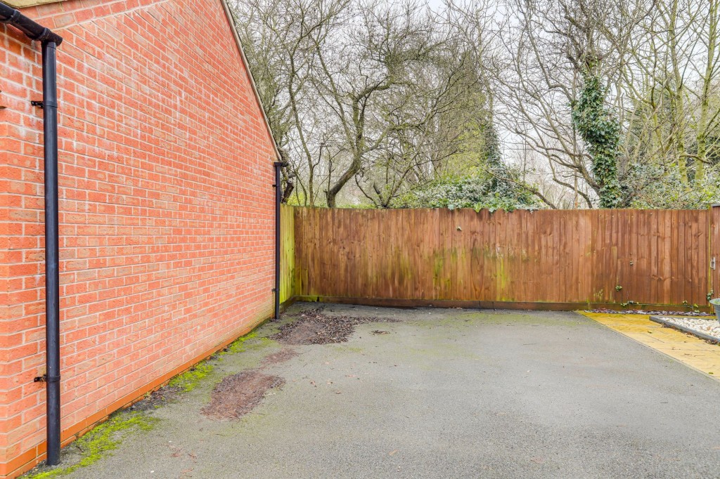 Justinian Close, Hucknall, NG15