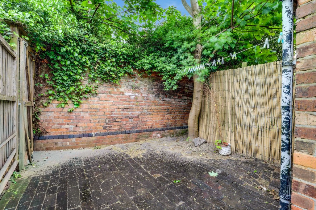 Mansfield Street, Nottingham, NG5