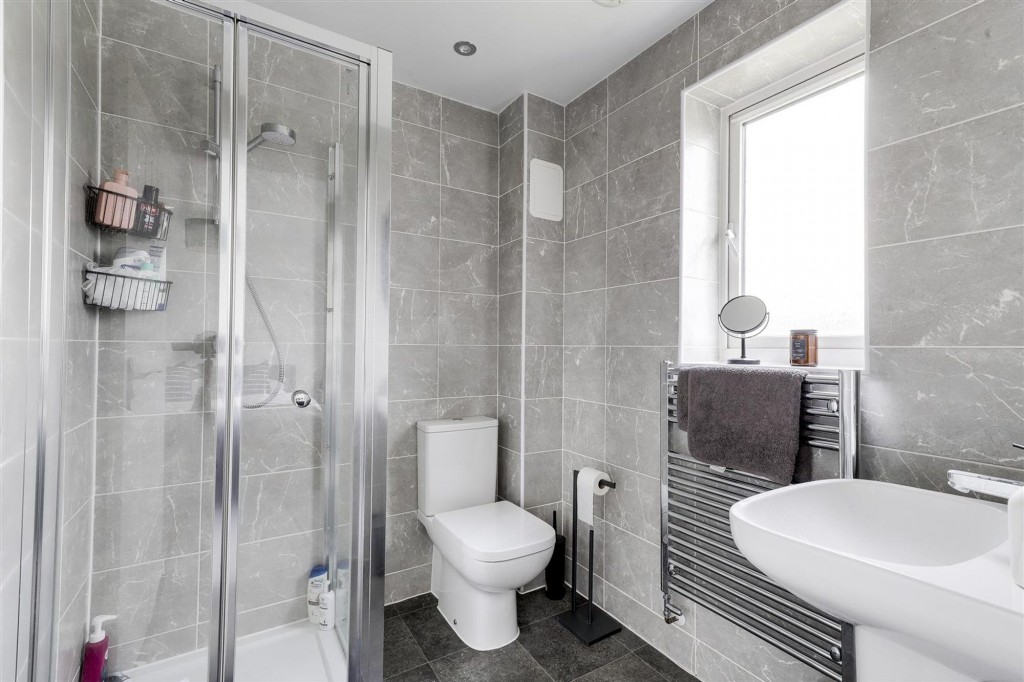 Coot Way, Burton Joyce, NG14