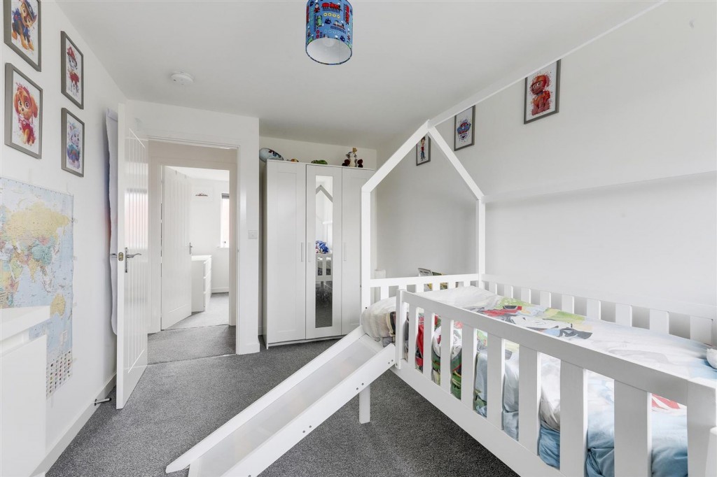 Coot Way, Burton Joyce, NG14