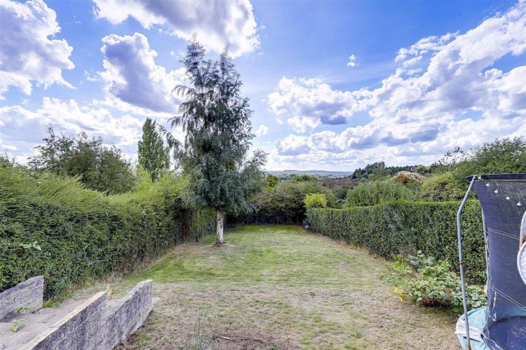 Onchan Drive, Carlton, NG4