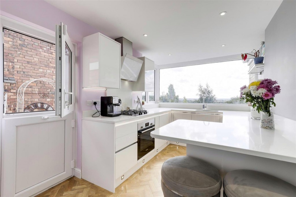 Onchan Drive, Carlton, NG4