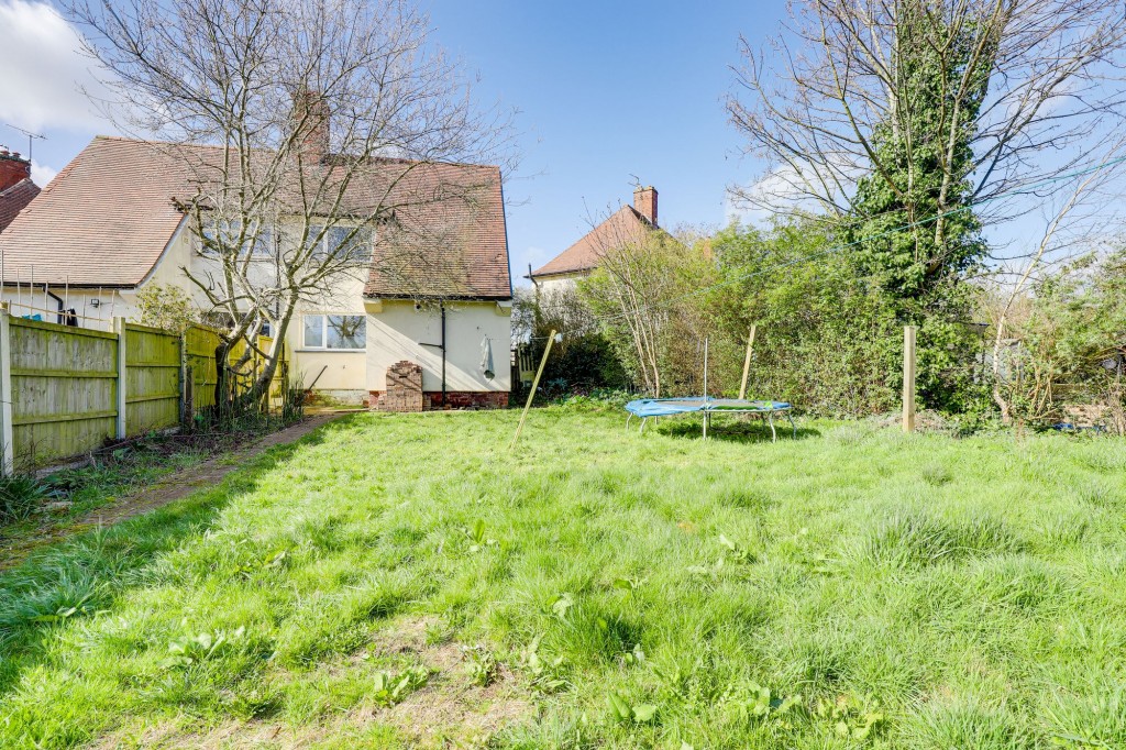 Abingdon Square, Nottingham, NG8