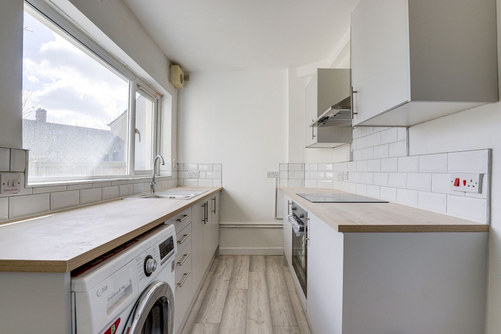Abingdon Square, Nottingham, NG8