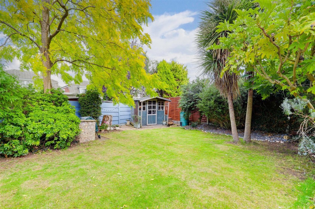 Elgar Drive, Long Eaton, NG10