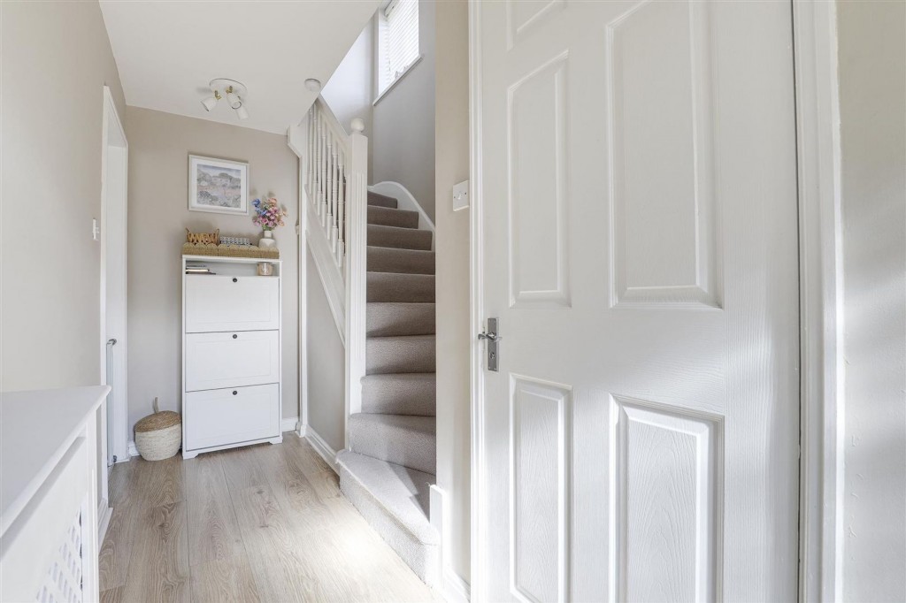 Elgar Drive, Long Eaton, NG10