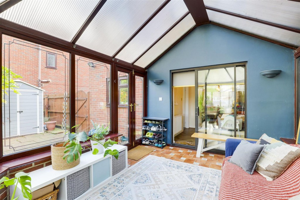 Elgar Drive, Long Eaton, NG10