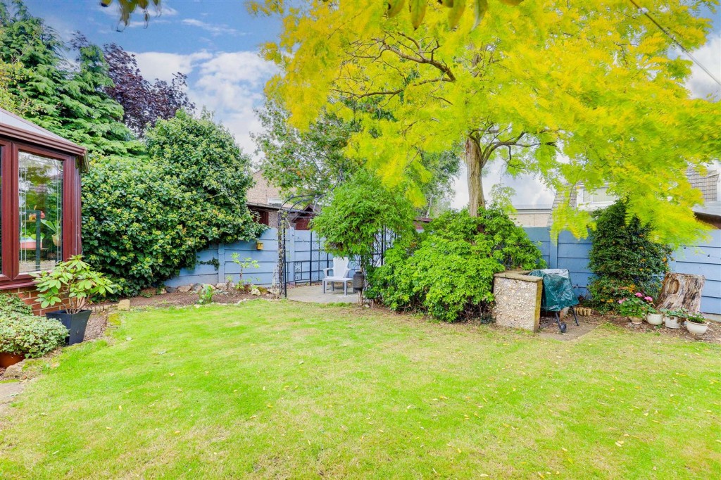 Elgar Drive, Long Eaton, NG10